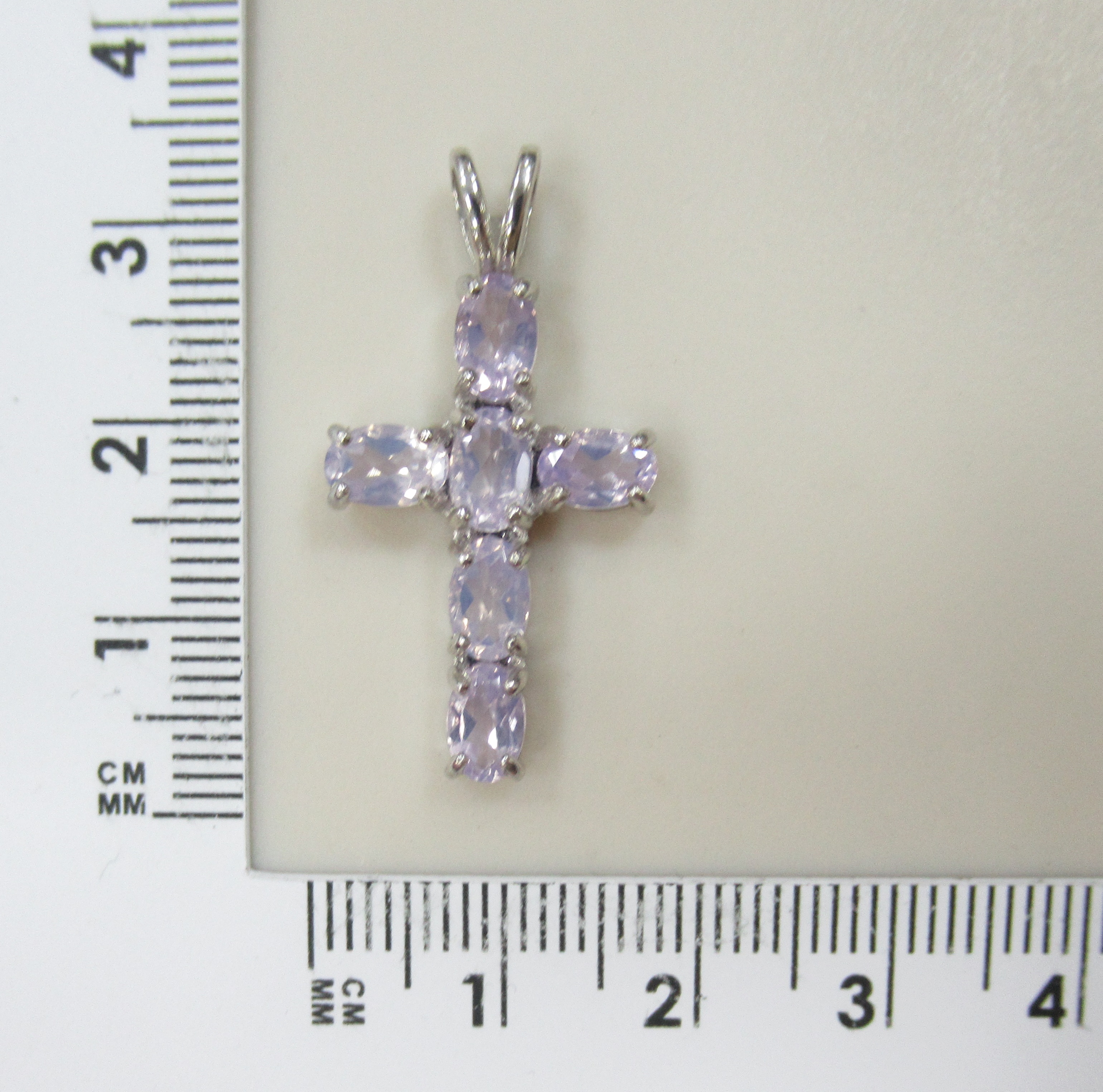 Серебряная подвеска-крест с аметистами